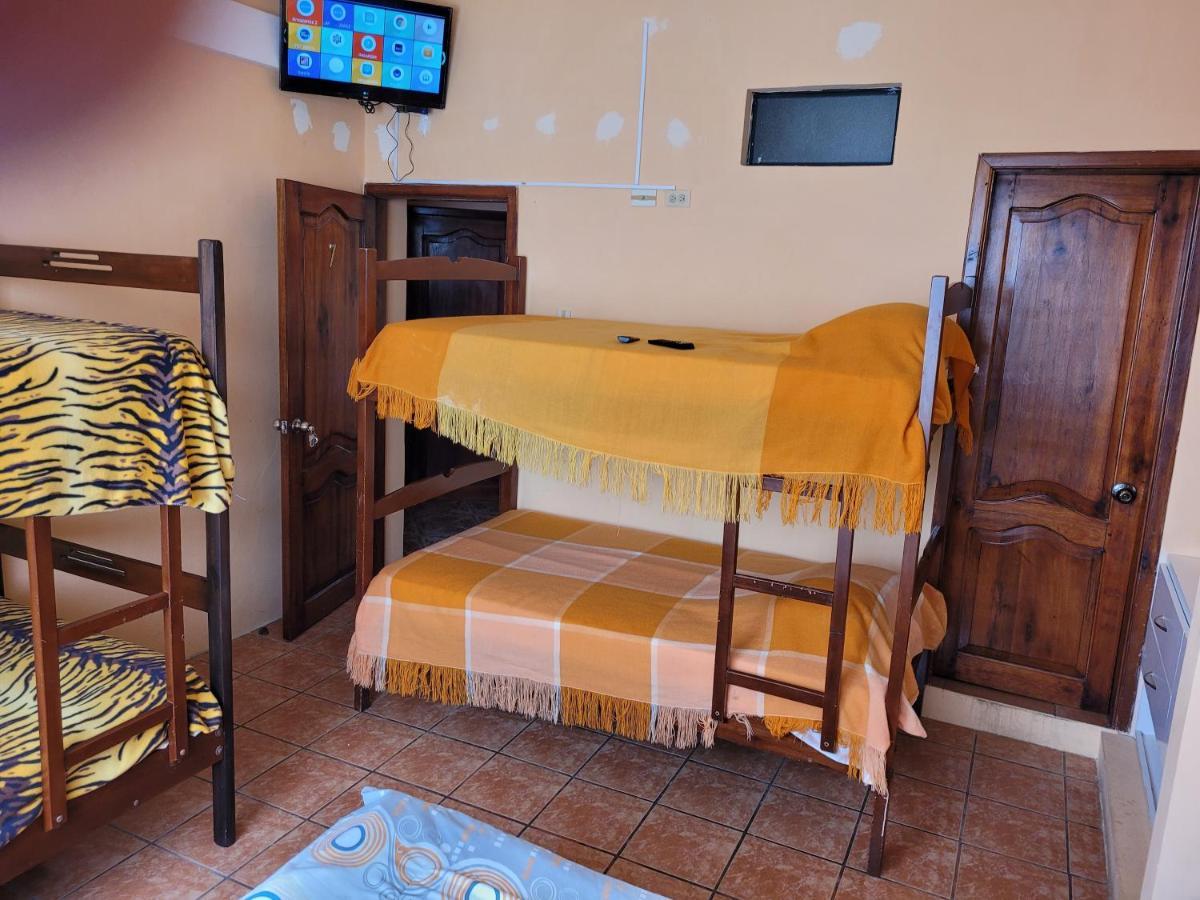 Hostal Haziel Salinas Kültér fotó