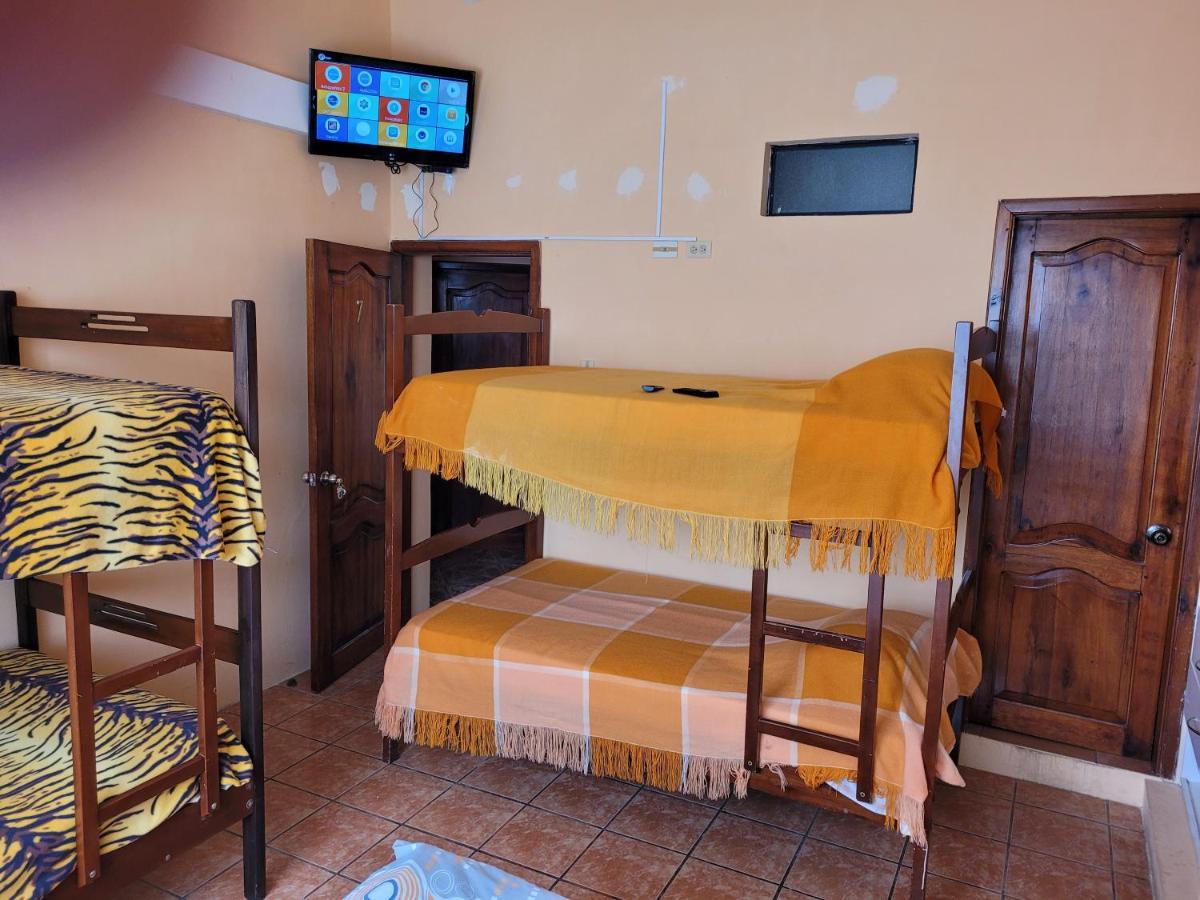 Hostal Haziel Salinas Kültér fotó