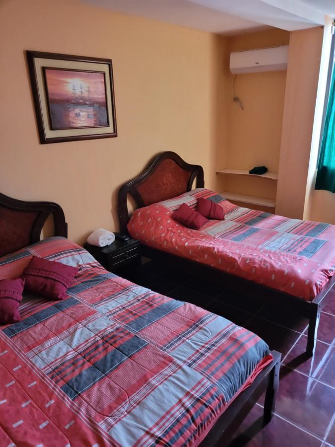 Hostal Haziel Salinas Kültér fotó