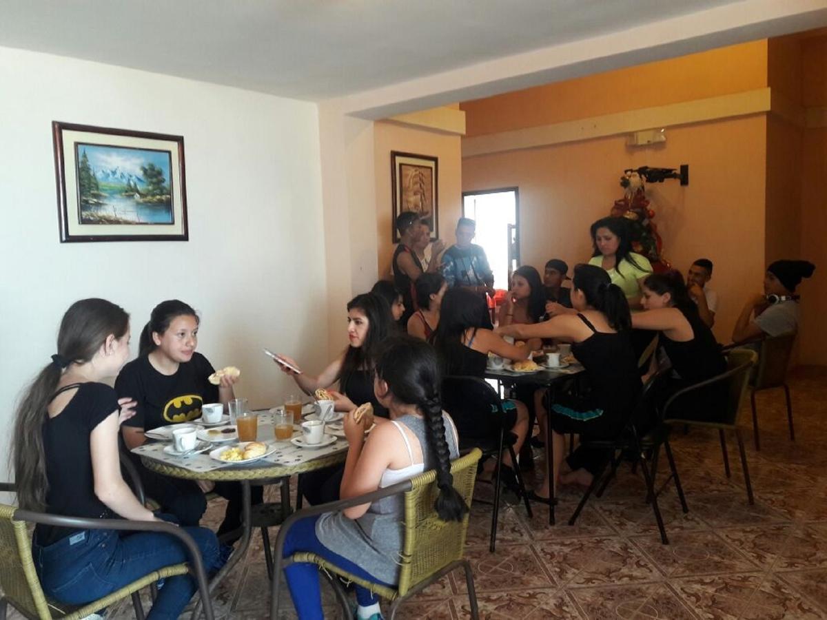 Hostal Haziel Salinas Kültér fotó