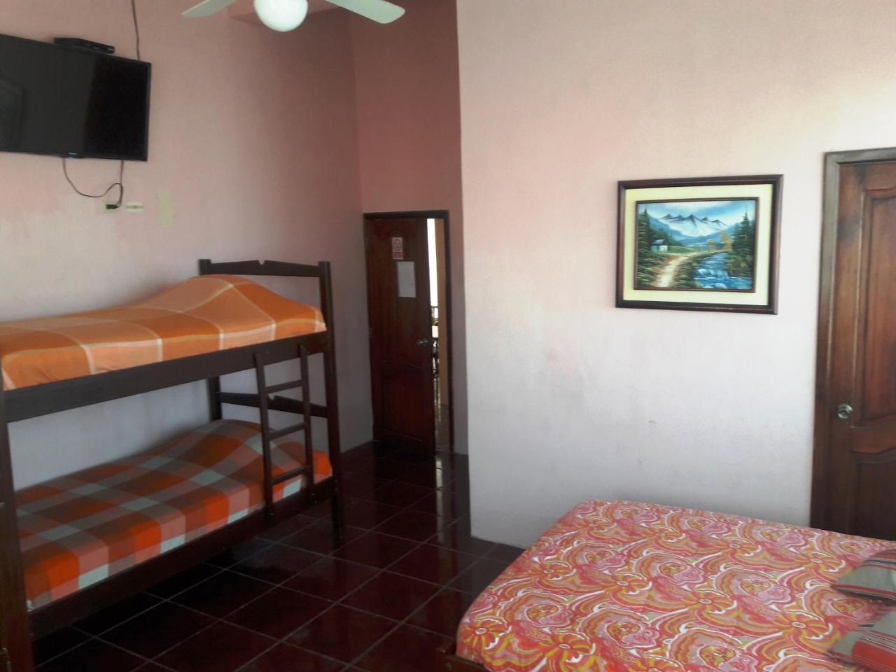 Hostal Haziel Salinas Kültér fotó