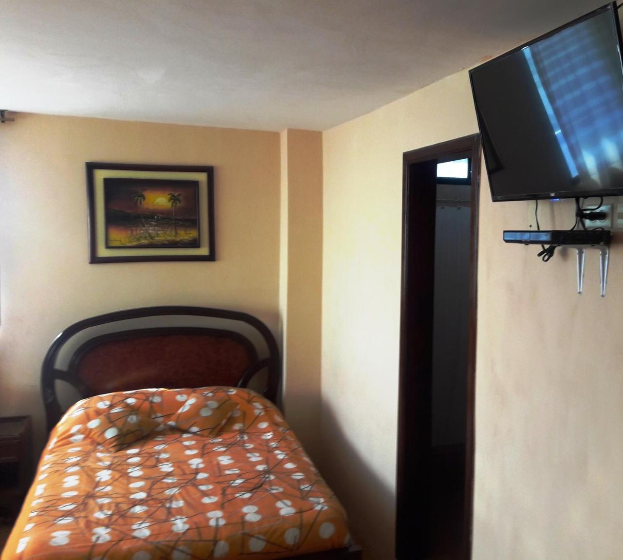 Hostal Haziel Salinas Kültér fotó